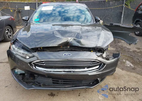 2018 Ford Fusion Hybrid Se z USA, uszkodzony, nr VIN 3FA6P0LUXJR274754